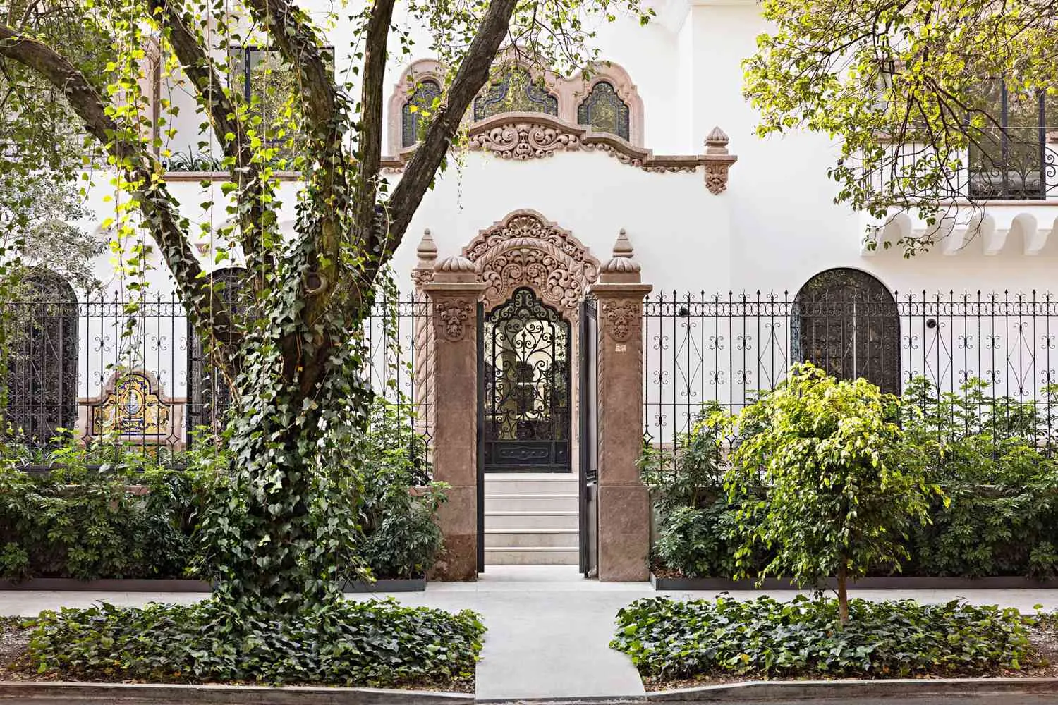 Mexico City Is Getting a Gorgeous New Boutique Hotel — and It's in a Restored 1940s Mansion