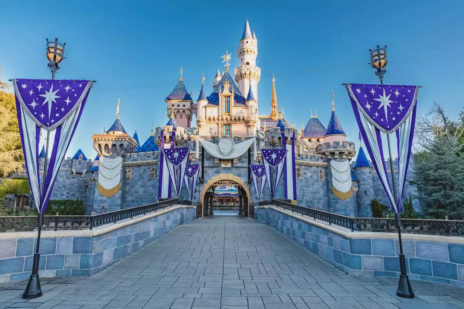 The Best Times to Visit Disneyland for Fewer Crowds, Gorgeous Weather, and Lower Prices