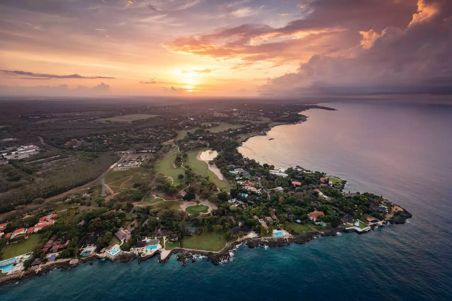 These Gorgeous Villas at a Caribbean Hotel Come With a Complimentary Private Jet Membership