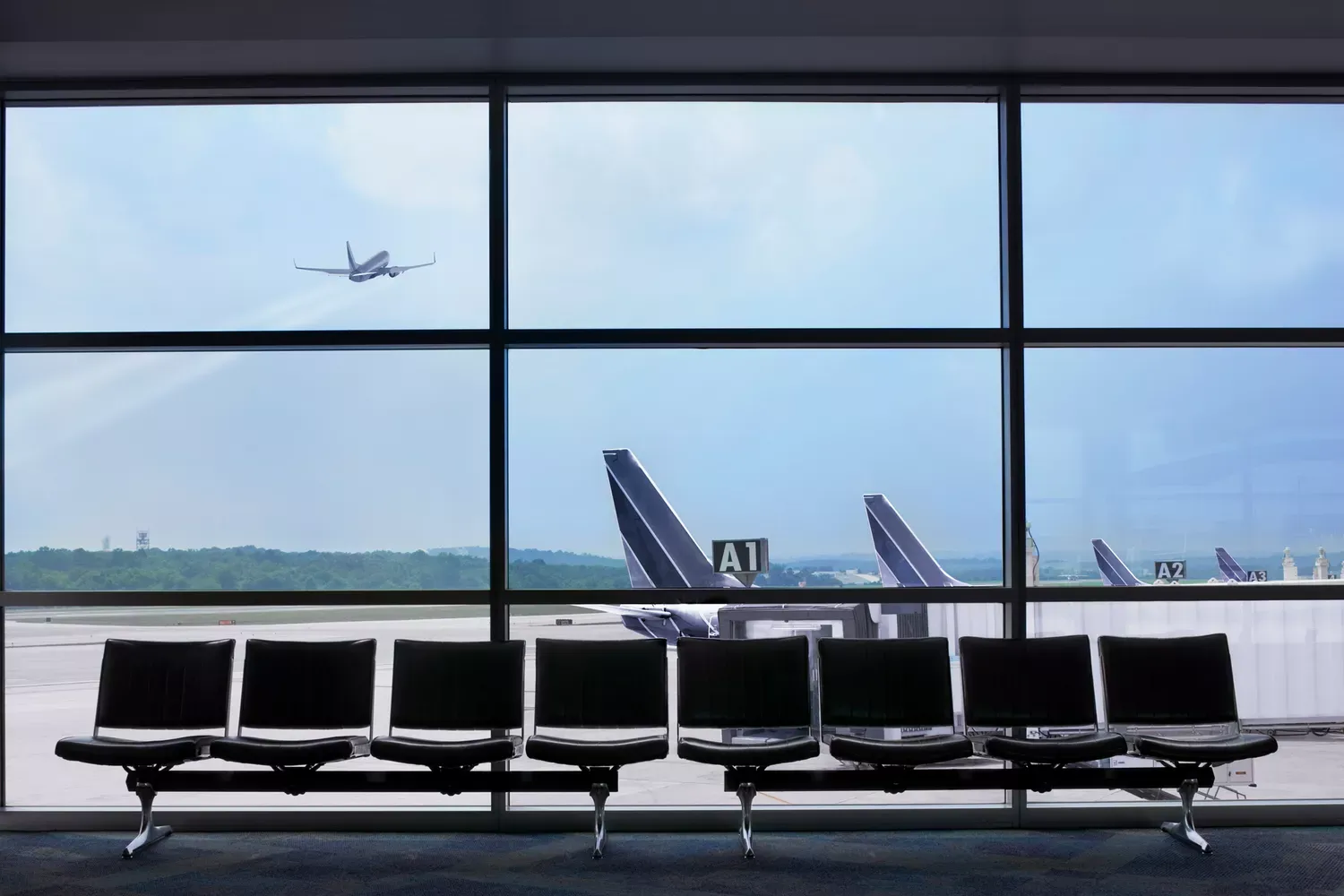 What Is Skiplagging? What to Know About the Controversial Air Travel Hack