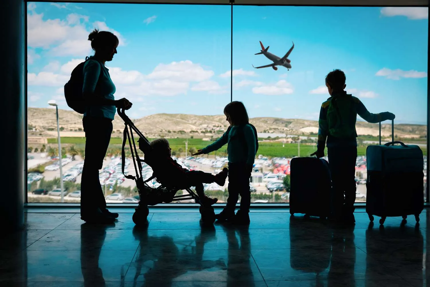 Samantha Brown's Genius Tip for Boarding a Plane With Kids Is Going Viral — Here's Her Secret