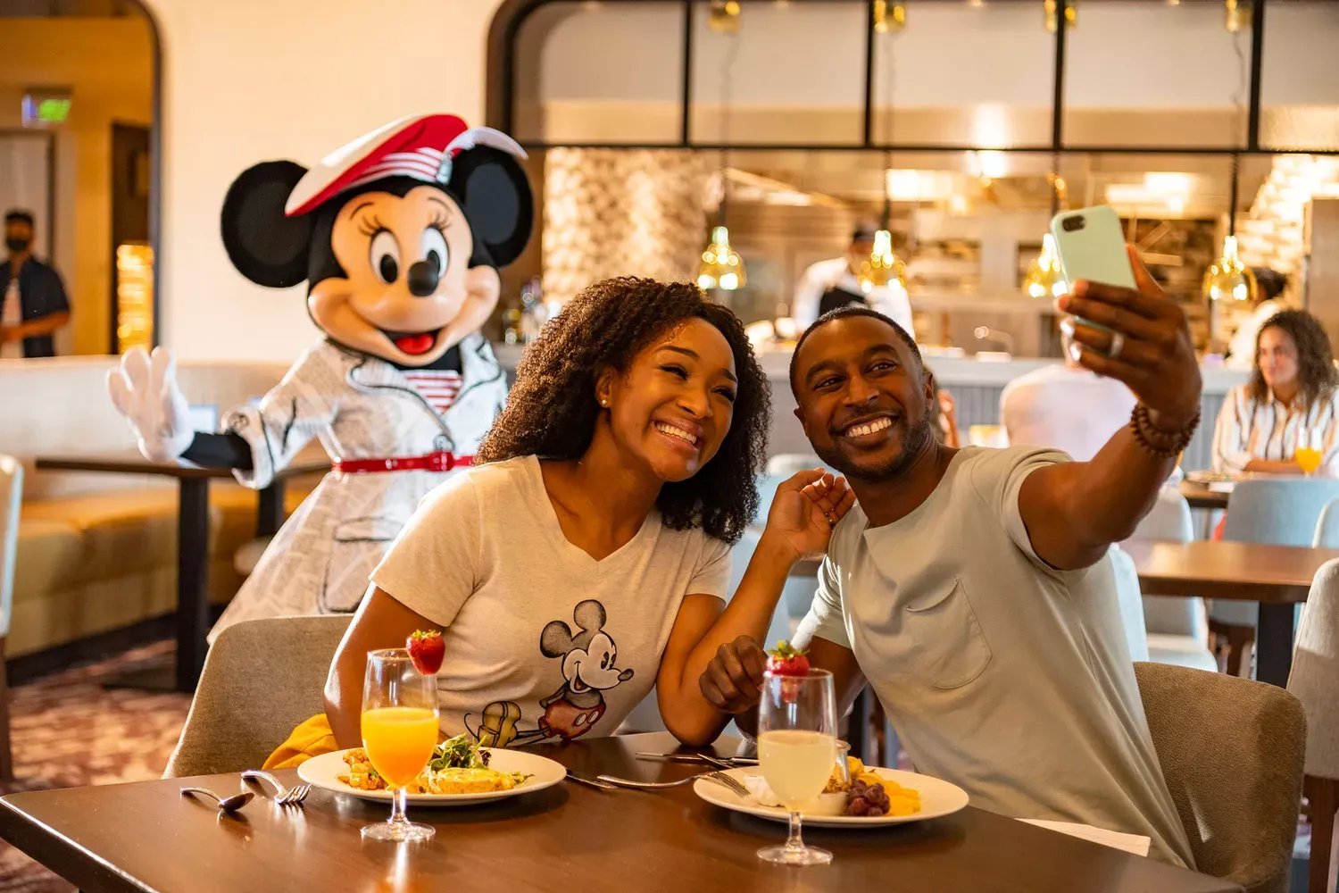 14 Tips for a Magical Disney World Honeymoon