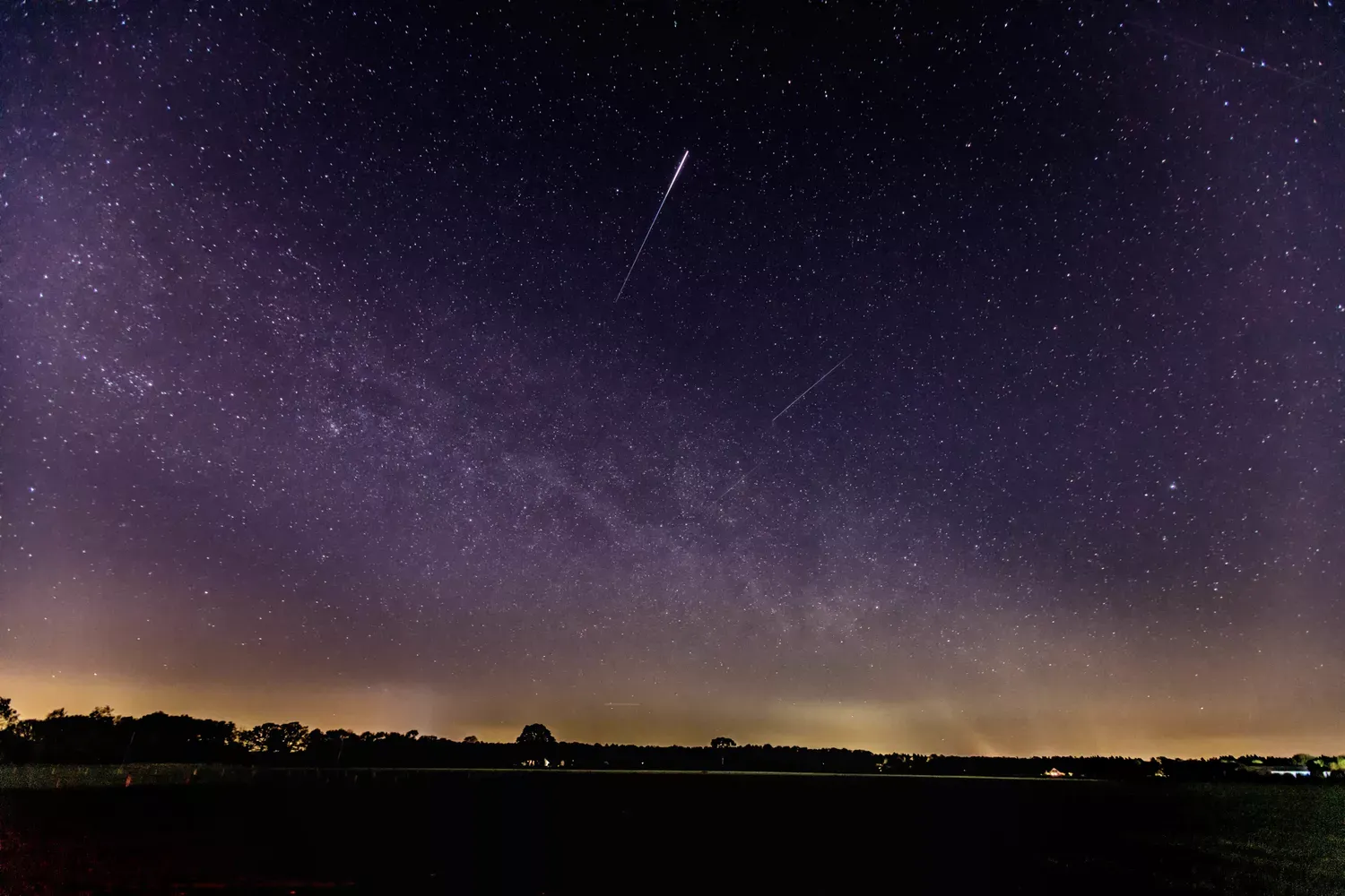 You Can See the 'Pink Moon,' a Meteor Shower, and a Once-in-a-decade Eclipse This April