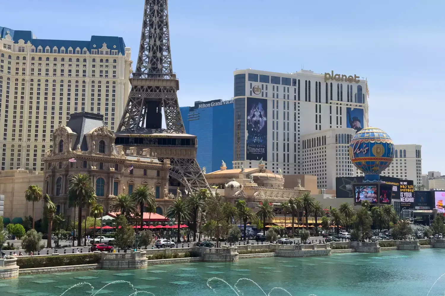 Fly to Las Vegas, Orlando, Phoenix, and More for Less Than $70 With Allegiant's Latest Deals