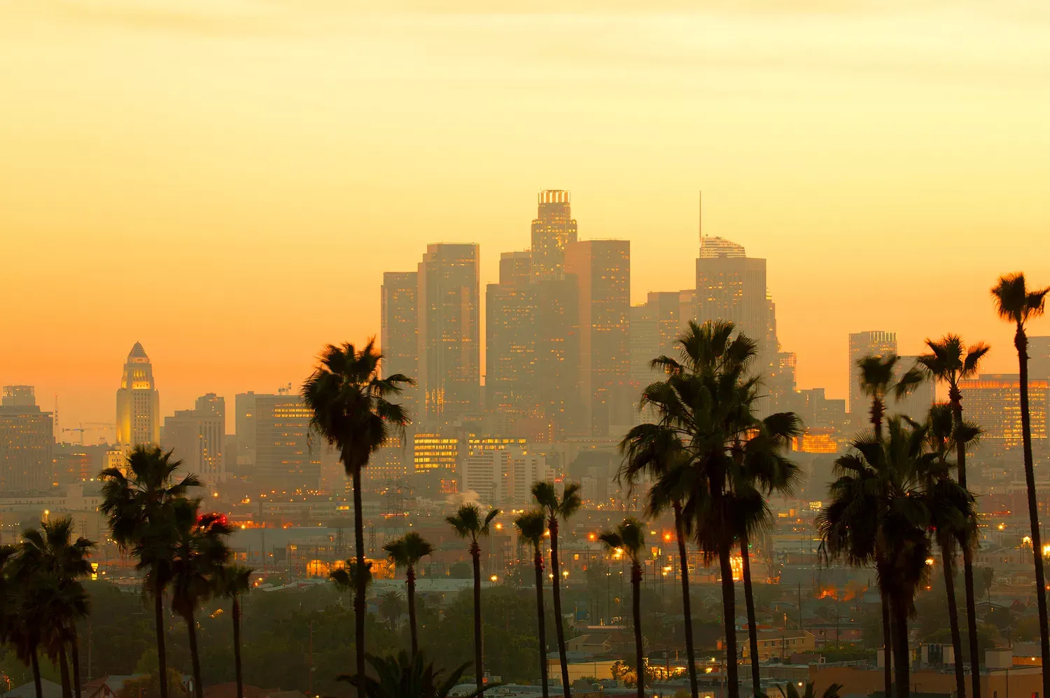 Fly to Los Angeles, Las Vegas, Chicago, and More Starting at $45 With This Airline's Latest Sale