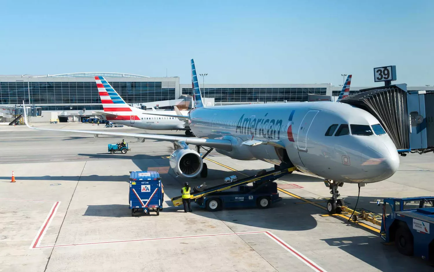 Everything You Need to Know About American Airlines Baggage Fees