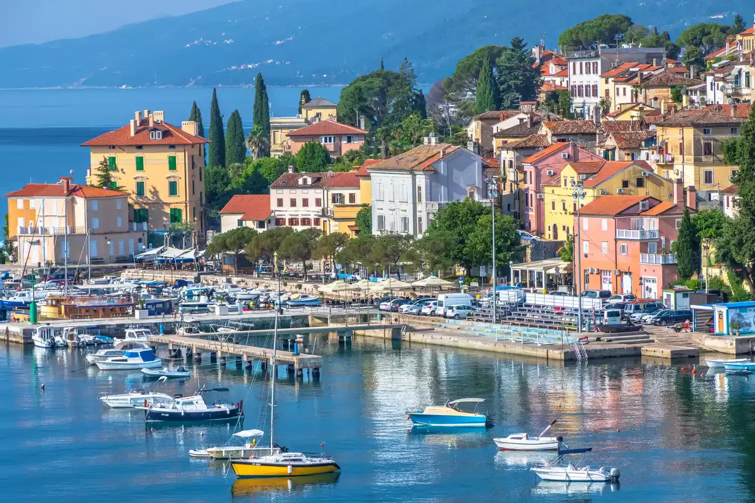 How to Get the Most Out of a Private Yacht Charter in Croatia, According to a Top Travel Advisor