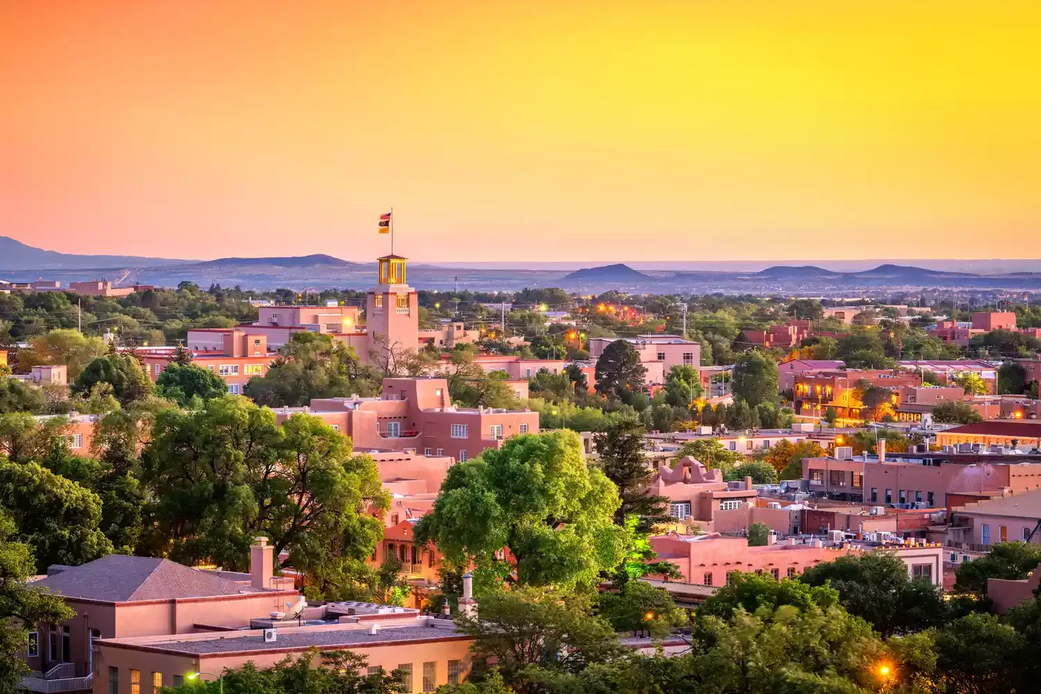 18 Best Places to Visit in New Mexico, According to Locals