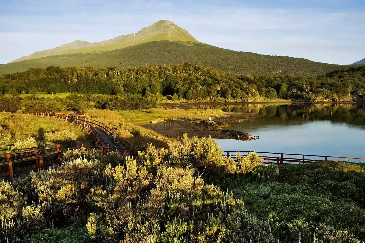 This National Park at the 'End of the World' Has Glaciers, Tundra, and Some of the Most Stunning Coastline