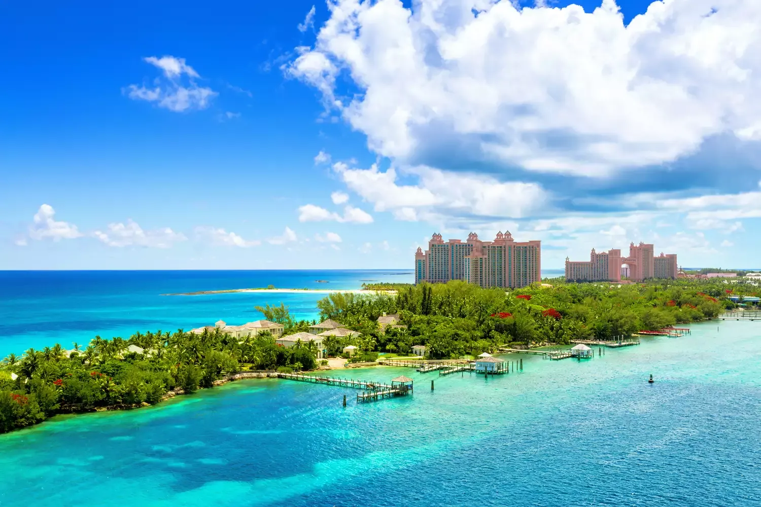 The Best Times to Visit The Bahamas for Fewer Crowds, Lower Prices, and More