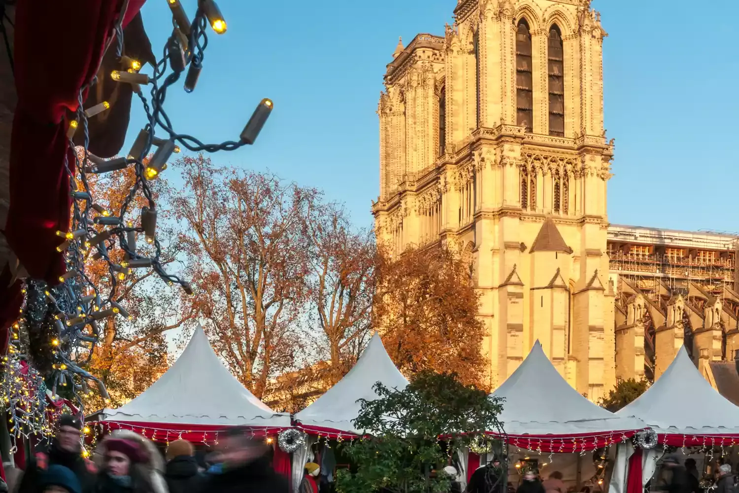 How to Spend the Perfect Christmas in Paris