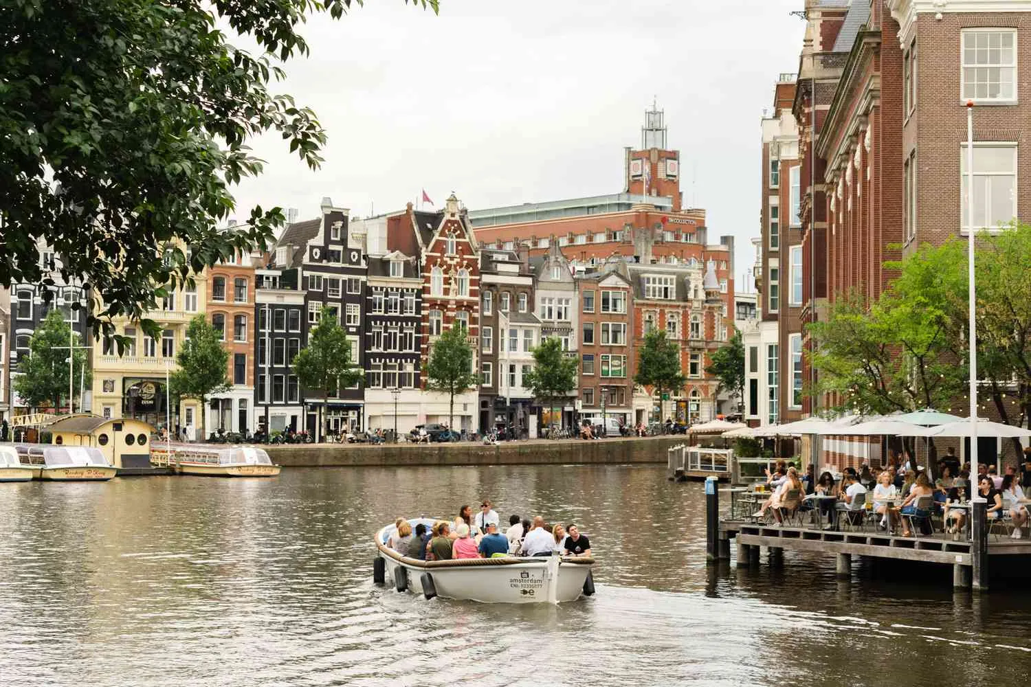 The Best Times to Visit Amsterdam For Great Weather, Smaller Crowds, and Tulips