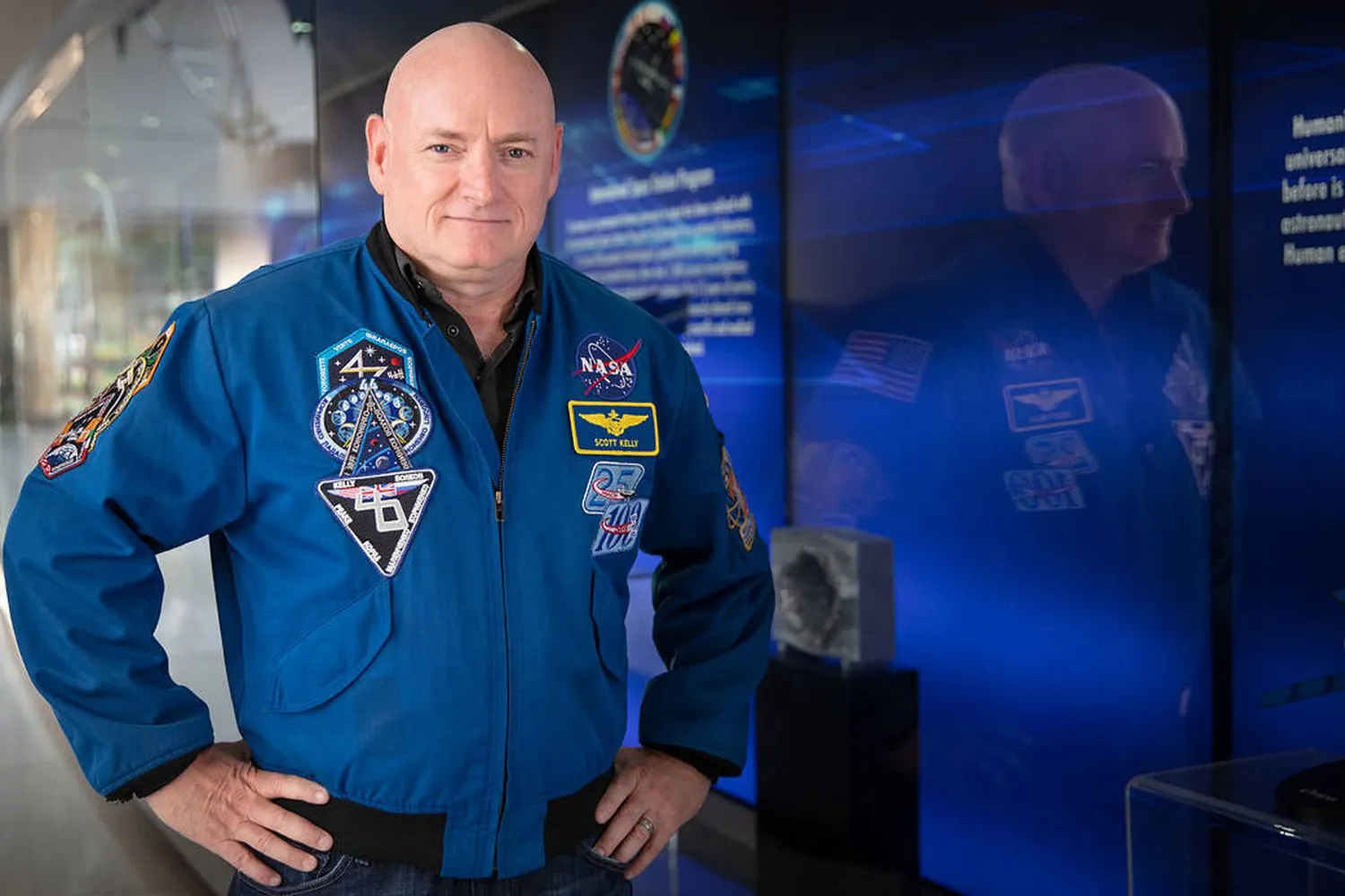 What It's Really Like to Sleep in Space, According to a Former Astronaut Who Spent 520 Nights Doing It