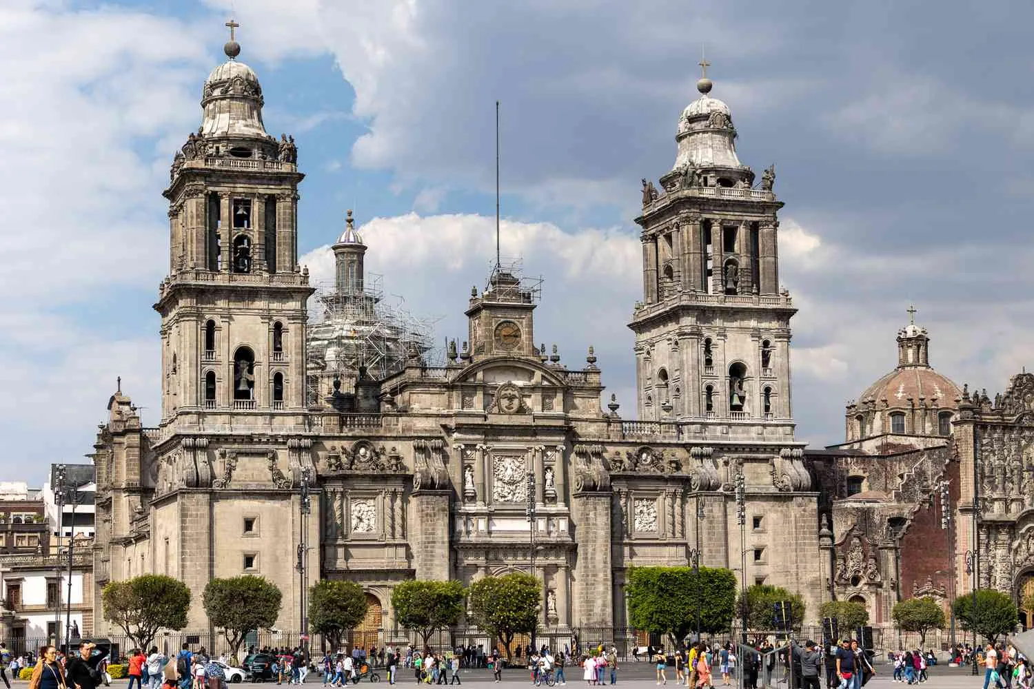 How to Plan a Trip to Mexico City — Including the Best Restaurants, Hotels, and Things to Do