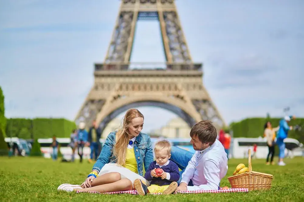 Best Family Holiday Deals for 2025 – Where to Go & How to Save