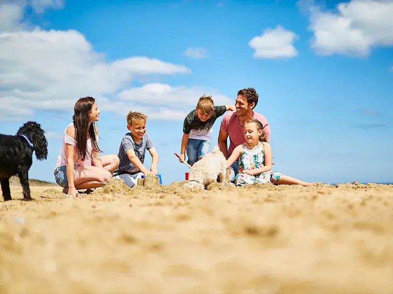 Unforgettable UK Family Holidays: Explore the Best Coastal and Countryside Retreats