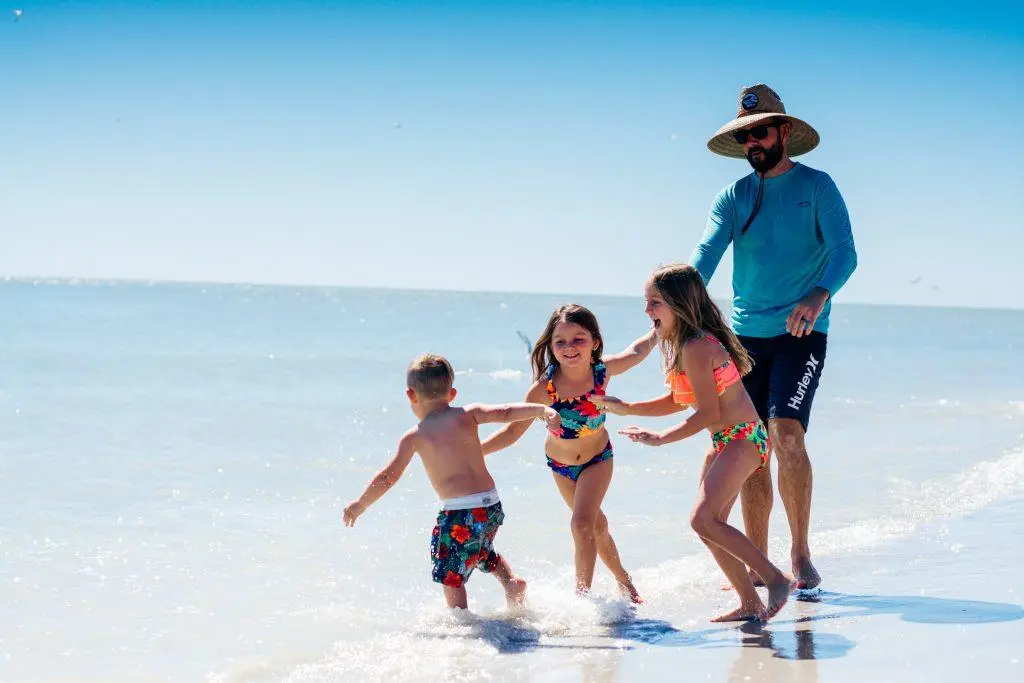 Planning a Stress-Free Family Vacation in the UK: Tips and Recommendations